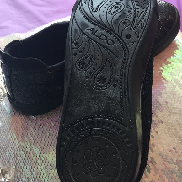 Women’s black sparkle glitter sneakers. Size 7.5 - Picture 6 of 7